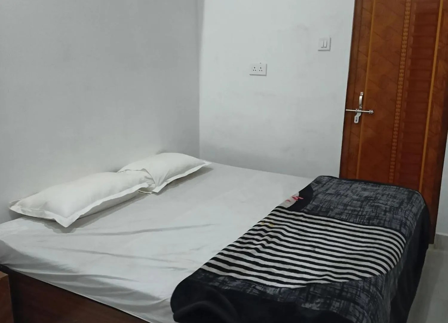 Shree Ramesht Home Stay 바라나시 0*,  인도